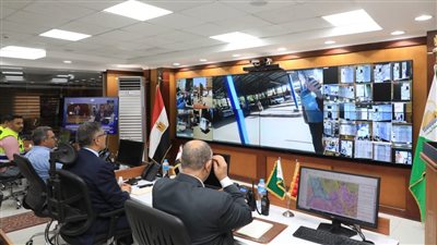 للتأكد من الركاب عن الاجرة المدفوعة..تنفيذ حملات على الطرق والمحاور والمواقف بالجيزة