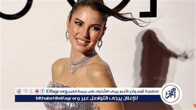  درة.. ملكة الأناقة تخطف الأنظار على الريد كاربت الجونة