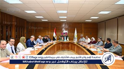 رئيس جامعة أسيوط يترأس اجتماع اللجنة التنسيقية العليا لمتابعة مشروع مستشفى الأورام الجامعي الجديد 