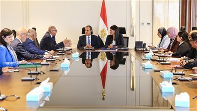 وزيرا الخارجية والتخطيط والتعاون الدولي يناقشان عددًا من ملفات العمل المشترك لدعم التنمية الاقتصادية