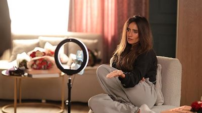 زينة تنهي تصوير مسلسل 