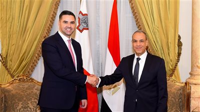 وزير الخارجية يلتقي نائب رئيس الوزراء ووزير الخارجية والسياحة بجمهورية مالطا