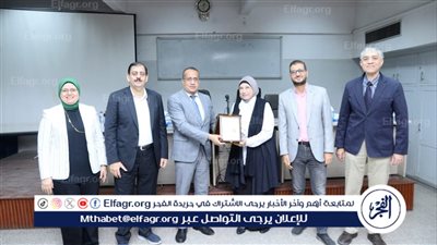 مستشفيات جامعة أسيوط تكرم مدير عام إدارة الحسابات والموازنة لوصولها سن التقاعد