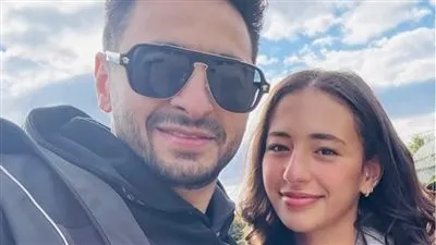 حمادة هلال يحتفل بعيد ميلاد ابنته بصورة عائلية دافئة ورسالة تخطف القلوب