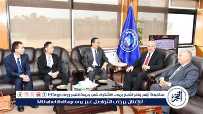 جامعة قناة السويس تستقبل وفد جامعة بكين للغات والثقافة لتعزيز التعاون العلمي والثقافي 