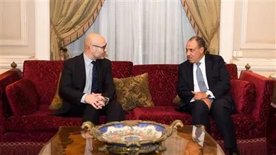 وزير الخارجية يستقبل السكرتير العام للمحكمة الدائمة للتحكيم