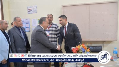 محافظ أسيوط يتفقد عددا من اللجان الانتخابية لانتخابات مجلس النواب لليوم الثانى 