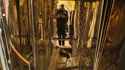 محافظ أسوان يحيل سقوط أسانسير بكوم أمبو للنيابة ويوجه برعاية المصابين حتى شفائهم