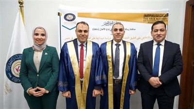 منح الدكتوراه في إدارة الأعمال لمديري المصرية للاتصالات أحمد عبد اللاه وأبو بكر عبد اللاه في احتفالية أكاديمية رفيعة