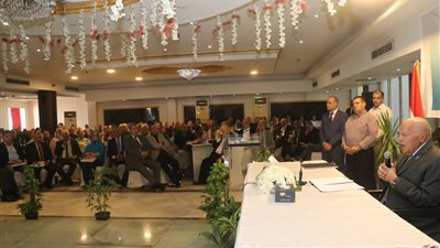 الزناتي: زيادة فى الميزة التأمينية مطلع العام الجديد 2026 والنقابة تبذل جهود كبيرة لتوفير دفعة المعاشات بقيمة 165 مليون جنيه 