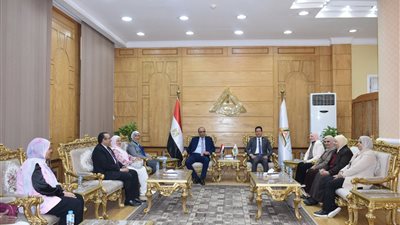 جامعة بنها تستقبل فريق المراجعة الخارجية لكلية التمريض للاعتماد المؤسسي والبرامجي