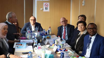 محافظ القليوبية يستقبل وفد 