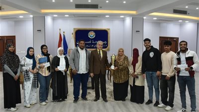 جامعة أسوان تمنح كلية العلوم بطلة 