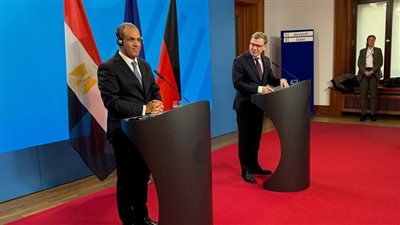 مشاورات سياسية بين وزير الخارجية المصرى ونظيره الألماني فى برلين