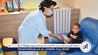 شاهد.. سائحة بلجيكية تنظم يوم ترفيهي للأطفال محاربي السرطان في الأقصر