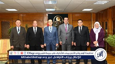 رئيس جامعة أسيوط يترأس اجتماع لجنة اختيار عميد معهد جنوب مصر للأورام 