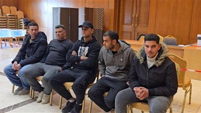 توافد الناخبين المصريين في الأردن للتصويت في انتخابات الدوائر المُلغاة لمجلس النواب