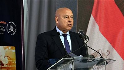 رئيس الوزراء يفتتح مصنع 