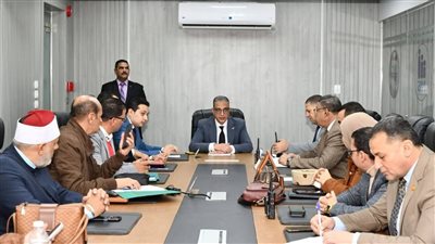 محافظ الفيوم يتابع انتظام فتح لجان جولة الإعادة بانتخابات مجلس النواب 2025 بالدائرة الثالثة