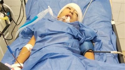 جهود الرعاية الصحية ودعوات الأهالي لإنقاذ ياسين بعد سقوطه من الطابق الخامس ببورسعيد