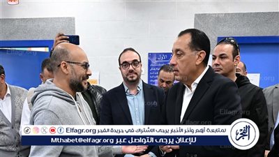 عاجل- رئيس الوزراء يحاور المواطنين بقرية طحانوب ويطمئن على مستوى الخدمات المقدمة ضمن مشروعات «حياة كريمة»
