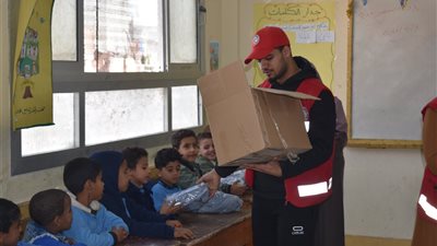 الهلال الأحمر المصري يطلق حملة «وقاية وحماية.. لشتاء آمن» لدعم الأطفال والفئات الأولى بالرعاية