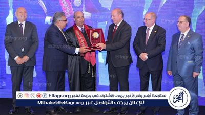 أستاذ بهندسة أسيوط يفوز بجائزة الدكتور محمد ربيع ناصر للبحث العلمي لعام 2025