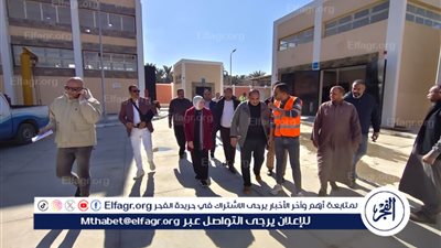 رئيس شركة مياه مطروح يقوم بجولة تفقدية بمدينة سيوه