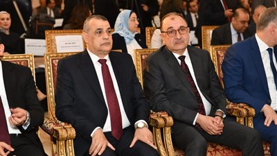 وزير الدولة للإنتاج الحربي يشارك في مؤتمر مزيج الطاقة..فرص الاستثمار ومستقبل التنمية 