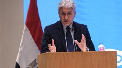  شريف فتحي يفتتح منتدى وورشة عمل تحت عنوان 