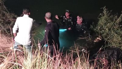 محافظ قنا يتابع ميدانيا حادث انقلاب ميكروباص بقرية الجبلاو ويوجه بسرعة إنهاء الإجراءات