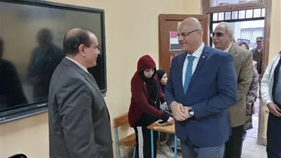 محافظ القليوبية يتفقد انتظام لجان 