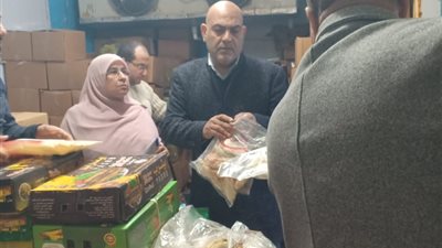 ضبط طن ونصف استربس دواجن وبسطرمة مجهولة المصدر في حي شرق شبرا الخيمة