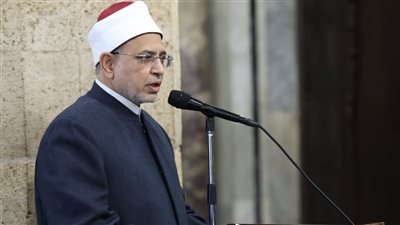 رئيس جامعة الأزهر: القلوب العامرة بالقرآن موصولة بالله مطمئنة لا تعرف الاضطراب