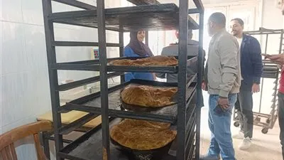 «خطوط إنتاج بأيدٍ نسائية».. مركز المرأة العاملة بالفيوم نموذج للتنمية المستدامة ودعم دخل الأسر