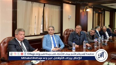 رئيس “الأعلى للإعلام” يشارك في مناقشة التوصيات النهائية للجنة التحول الرقمي والذكاء الاصطناعي