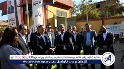 عاجل- رئيس الوزراء يتفقد محطة رفع 