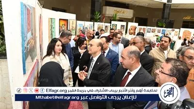 رئيس جامعة أسيوط يفتتح معرضا لخريجي كلية الفنون الجميلة 