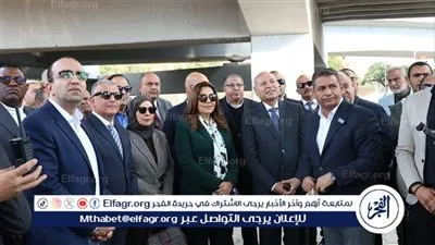 وزيرة التنمية المحلية والمحافظ يفتتحان مركز الإسماعيلية التجاري