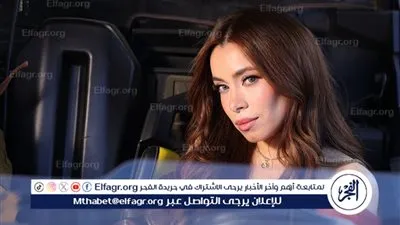 أية عبد الرؤوف تحتفل بالحب في أغنيتها الجديدة 