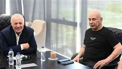 أبو ريدة: حسام حسن قادر علي تحقيق طموحات الشعب المصري.. وصلاح قائد حقيقي