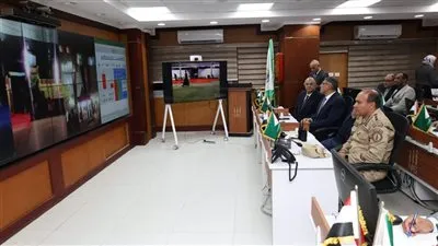 محافظ الجيزة يتابع أعمال غلق لجان انتخابات مجلس النواب في اليوم الثاني لجولة الإعادة من مركز السيطرة