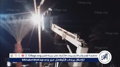 رئيس مركز أبوتيج بأسيوط يتابع أعمال صيانة كشافات الإنارة بالمدينة وقرية الزرابي