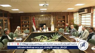 جامعة أسيوط تناقش خطط تطوير الخدمات التكنولوجية وتعزيز التحول الرقمي بالمجتمع الجامعي