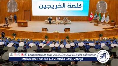 نيابةً عن وزير الدفاع.. نائبه يرعى حفل تخريج طلبة دورات تأهيل الضباط الجامعيين لأفرع القوات المسلحة