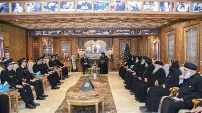 وزير الداخلية يهنئ قداسة البابا تواضروس بمناسبة عيد الميلاد المجيد 