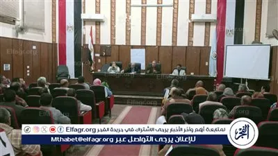 وكيل تعليم أسيوط يترأس اجتماع مديرى المدارس الفنية لمناقشة تفعيل الوحدات المنتجة