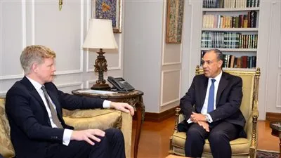 وزير الخارجية يلتقي المبعوث الأممي الخاص إلى اليمن