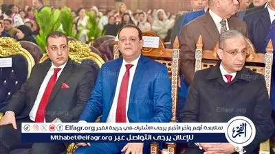 مدير أمن الفيوم يزور الكنائس لتقديم التهنئة للإخوة الأقباط بعيد الميلاد المجيد