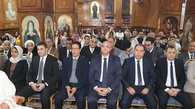 محافظ القليوبية يشارك في قداس عيد الميلاد بكنيسة العذراء ببنها